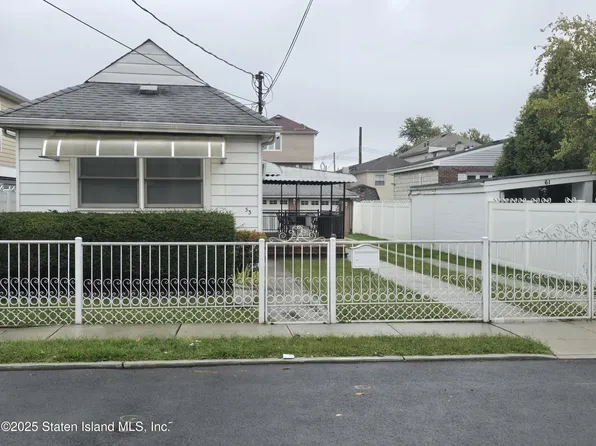53 McLaughlin St, Staten Island, NY 10305