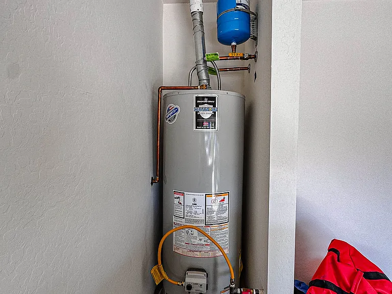 Water heater Tank