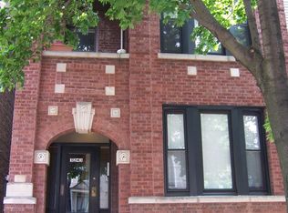 3243 N Southport Ave APT 2F, Chicago, IL 60657