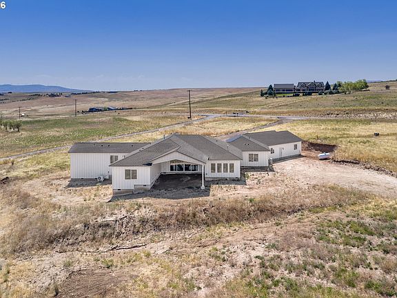 5th image of 823 Horseshoe Bend Rd