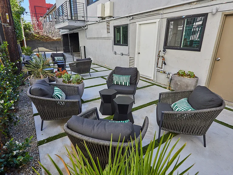 Outdoor Lounge