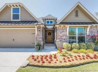 126 W 130th Pl S, Jenks, OK 74037