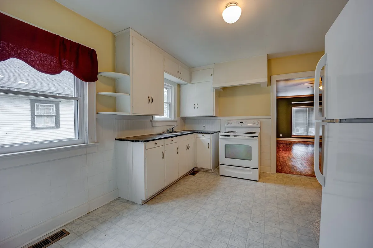 Building Photo - 625 Clifton Ct