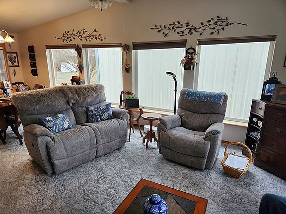 4th image of 9 Sandpiper Way