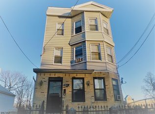 782 Bergen St, Newark, NJ 07108