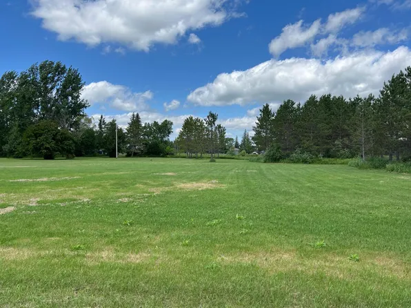 1681 7th St SE, Baudette, MN 56623