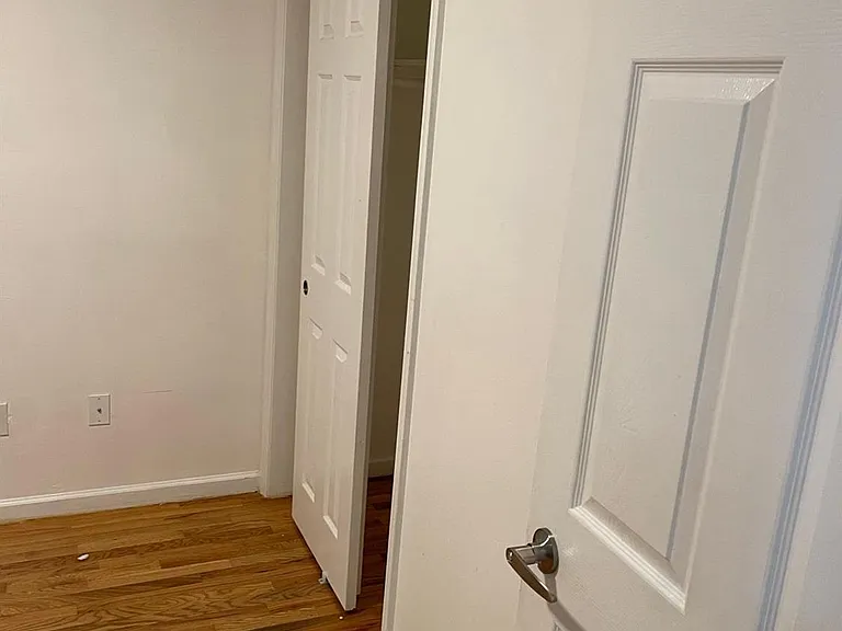 1089 Magnolia Ave — Photo 10