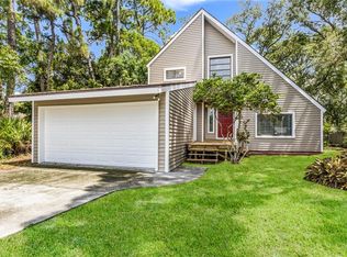 713 Winter Garden Dr, Sarasota, FL 34243