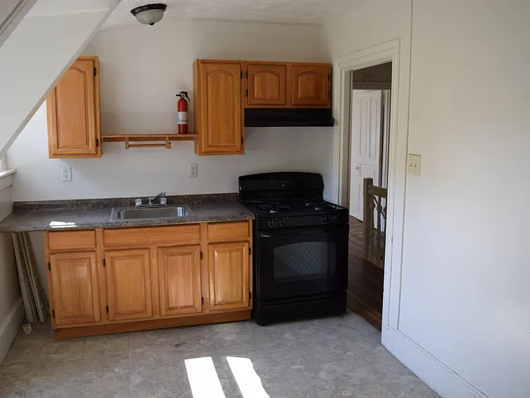 406 Green Ter #3 — Photo 3