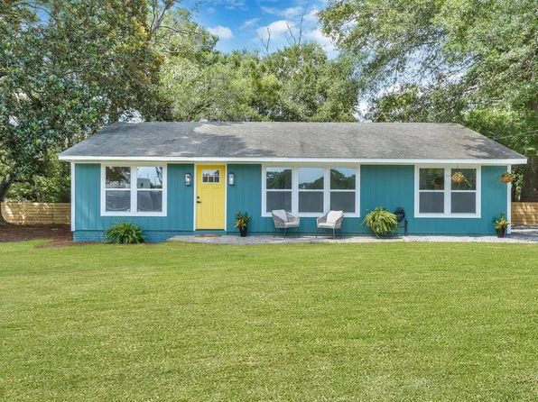 2705 Jones Ave, Beaufort, SC 29902