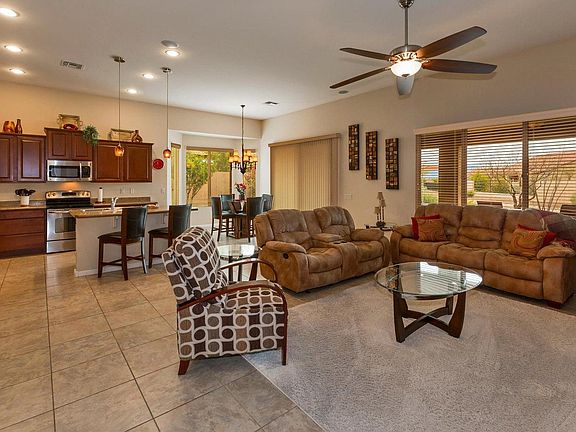 5th image of 60065 E Arroyo Vista Dr