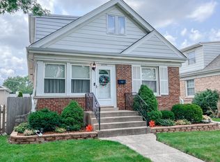 2234 N 76th Ct, Elmwood Park, IL 60707