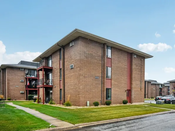 15728 Terrace Dr #Ro1, Oak Forest, IL 60452