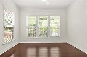 2550 Sibley Dr — Photo 11