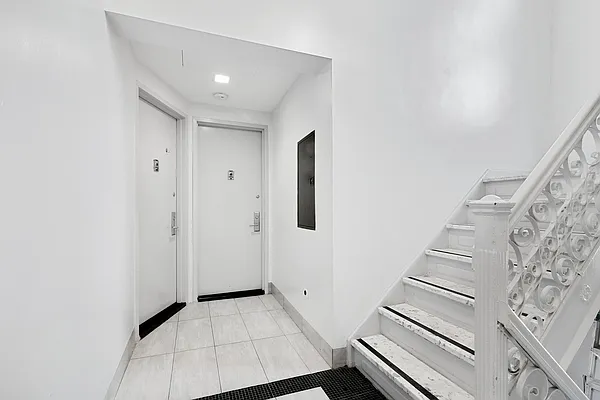 Rented by PREX Realty Corp | media 22