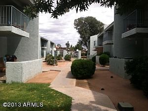 1st image of 420 N 64th Pl
