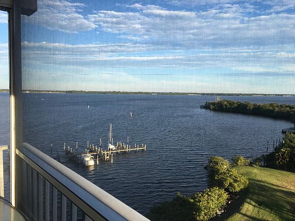2nd image of 2875 Palm Beach Blvd
