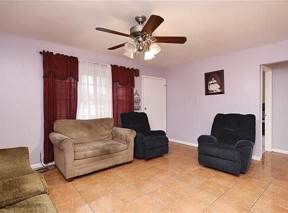 4th image of 5201 Creekline Dr