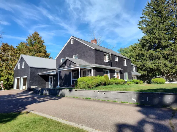 190 White St, South Burlington, VT 05403