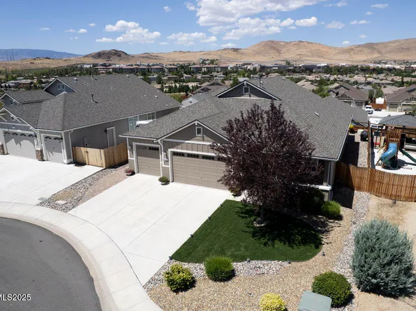 4715 Cosumnes Ln, Sparks, NV 89436