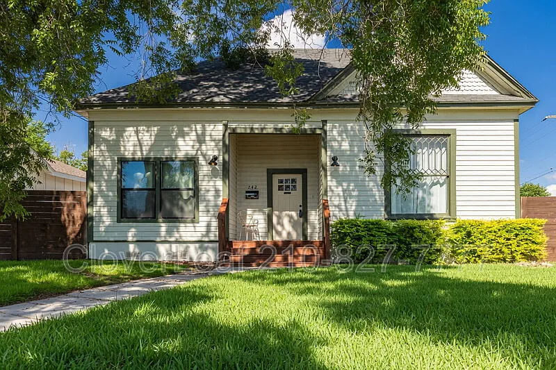 242 Furnish Ave