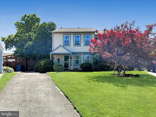 32 Steeplechase Cir, Horsham, PA 19044