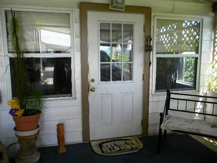 1st image of 240 NE Sunshine Ln