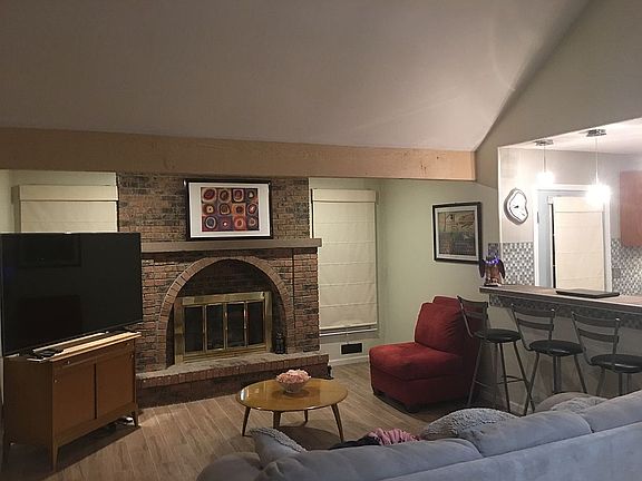 4th image of 5502 NW Fox Run Dr