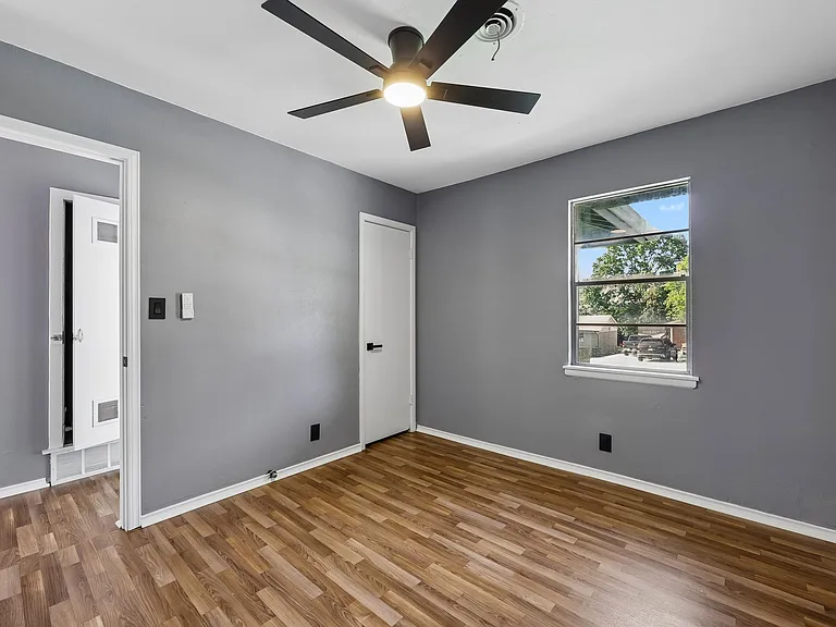 7940 Chaparral Dr — Photo 10