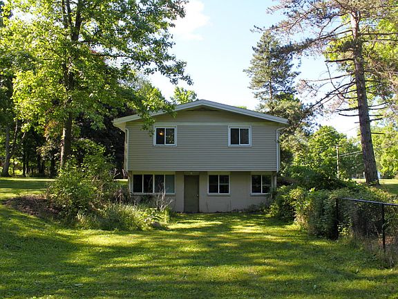 4th image of 9033 Richland Woods Dr