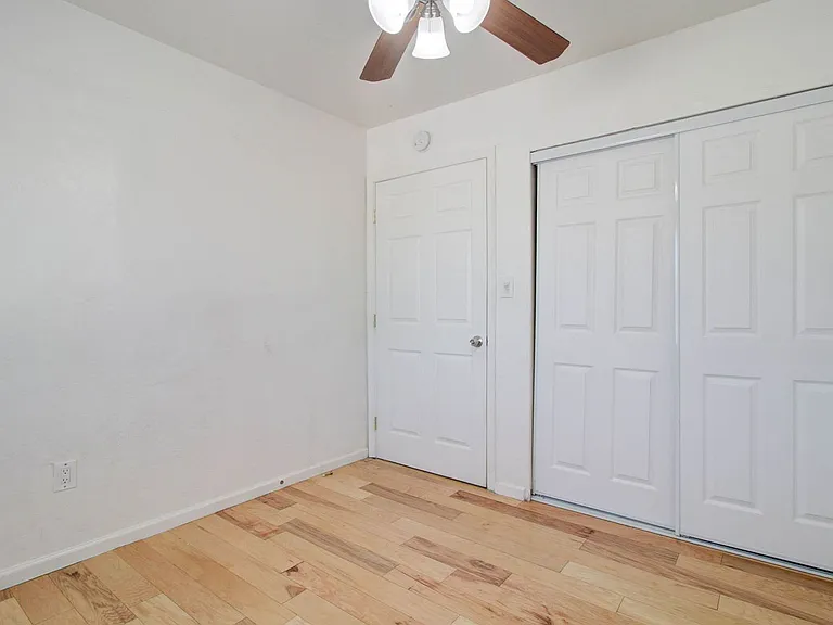 1501 E Roosevelt St #4 — Photo 16