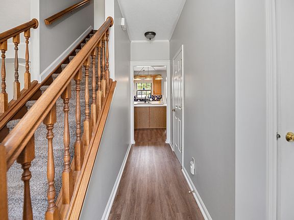 3rd image of 13143 Knollton Ct