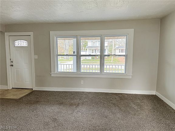 3rd image of 23625 Clifford Dr