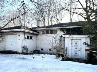 17 Glen Robert Dr, Toronto, ON M4B1J4