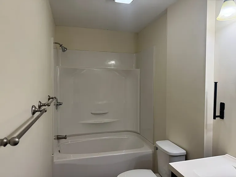 950 Perrytown Rd — Photo 12