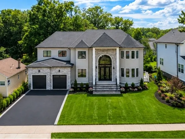 117 Berkley Blvd, Woodbridge Twp., NJ 08830