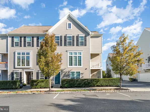 3030 Meridian Cmns Unit E, Mechanicsburg, PA 17055