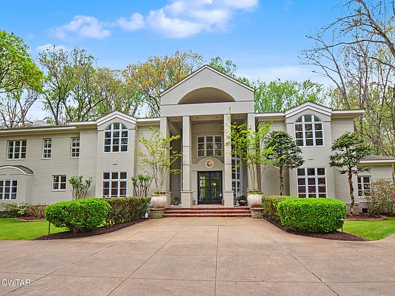 3rd image of 9 Windwood Dr