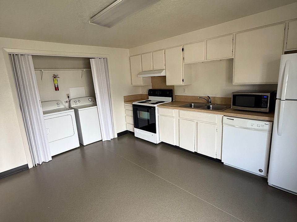 1st image of 719 E Sherman Ave APT 3