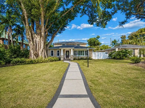 427 Villa Grande Ave S, Saint Petersburg, FL 33707