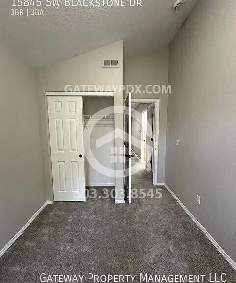 15845 SW Blackstone Dr — Photo 27
