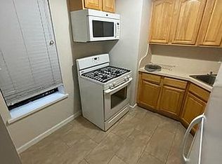 1600 55th St APT 2C, Brooklyn, NY 11204