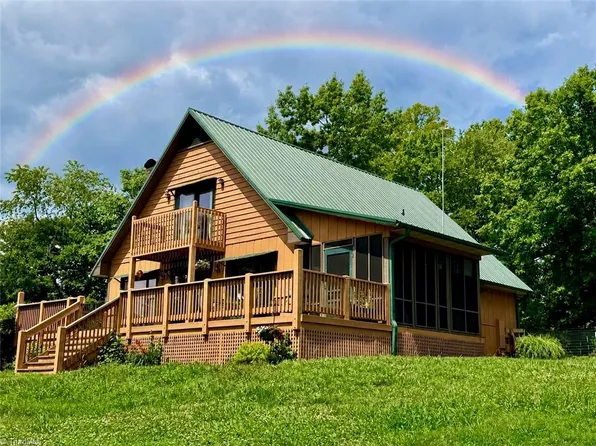 4547 State Highway 704 W, Westfield, NC 27053