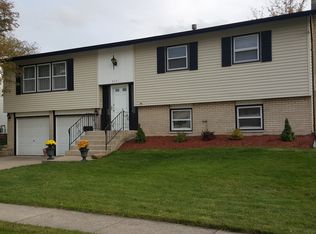 6351 Catalina Ave, Oak Forest, IL 60452