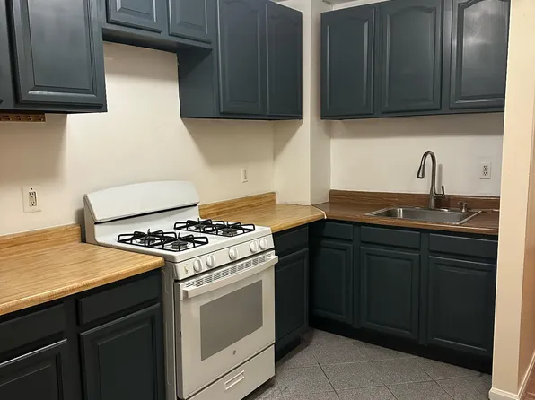 (undisclosed Address), Bronx, NY 10472
