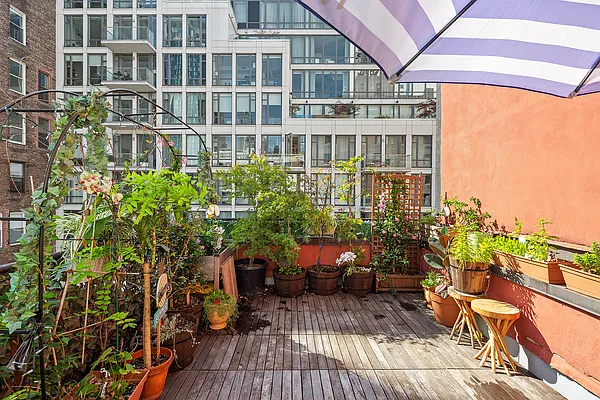 Rented by Compass | media 14