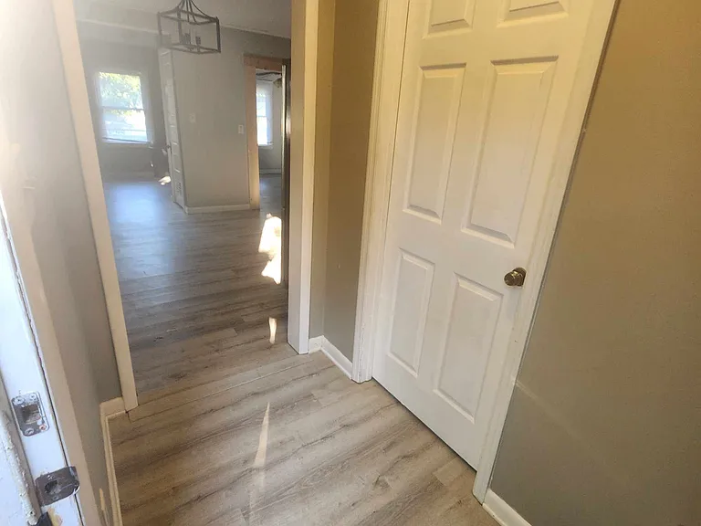6113 Warner Rd — Photo 24