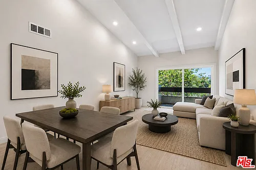 2700 Cahuenga Blvd E #4313 Photo 1 2700 Cahuenga Blvd E #4313 Photo 1