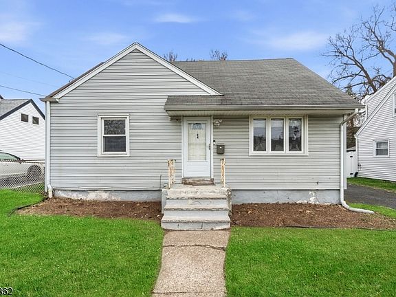 2nd image of 24 Bryant Ave