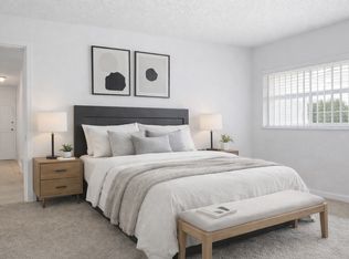 Briar Hill Apartments, Saint Petersburg, FL 33709